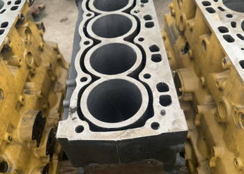 Cat 3054E Blok cylindrów orginał