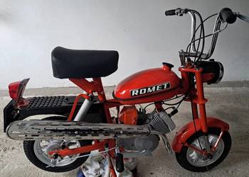 Sprzedam motorynkę m2