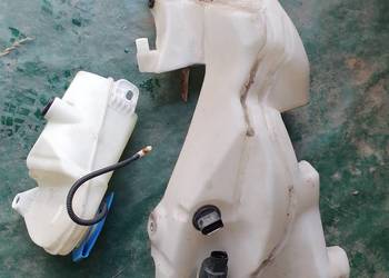 zbiorniczek spryskiwaczy a4b7 pod xenon.kpl