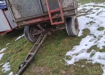 Rozrzutnik przyczepa