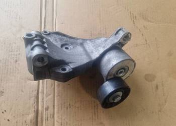 ŁAPA OSPRZĘTU IVECO DAILY 35S18 ALTERNATORA 504115732