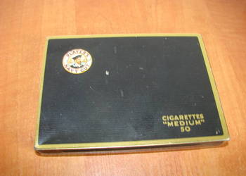 PLAYERS NAVY CUT pudełko po papierosach