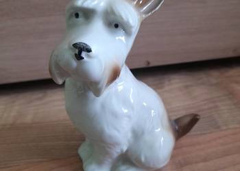 Figurka psa Terrier Sygnatura Foreign-wysokość 14 cm