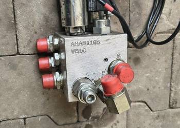 Elektrozawór Hydrauliczny DOOSAN Dx140w