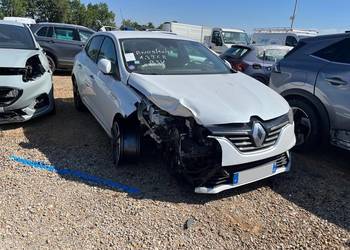 RENAULT Mégane IV 1.3 Energy TCe 140 Intens FA211
