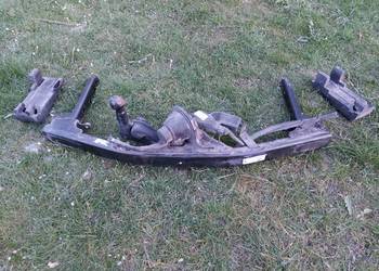 Hak Holowniczy belka zderzaka tył ORYGINALNY Audi A4 B9 8W0800491M