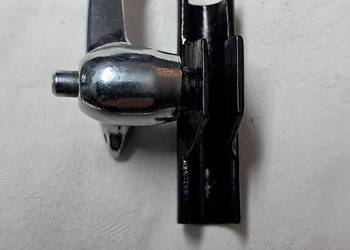 Klamka uniwersalna szyby trójkątnej do Fiata 125p