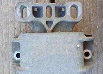 PODUSZKA ŁAPA SKRZYNI BIEGÓW SEAT SKODA VW AUDI A3 8L 1J0199555AA