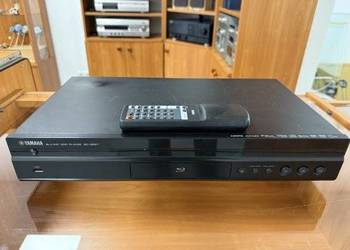 Yamaha BD-S667