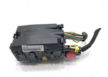 SKRZYNKA BEZPIECZNIKÓW PEUGEOT 308 SW II 9806192580 Kombi 14-21 1.6 12