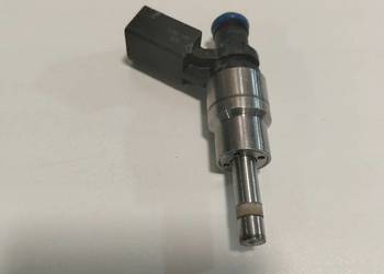 Audi VW 2.0 TFSI BWA wtryskiwacz 06F906036A 0261500020