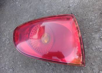 Lampa lewa tylna tył Seat Altea 2004-2015 5P0945095D 5P0945111