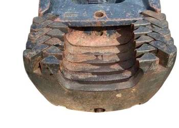WSPORNIK OBCIĄŻNIK 300KG 04432778/10 BALAST 04413831/20 DEUTZ-FAHR