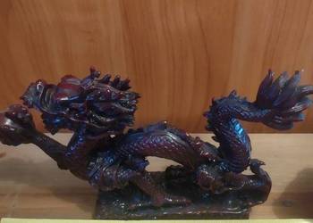 Smok chiński z laki