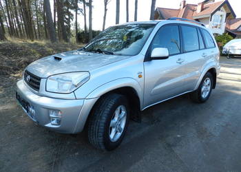 Toyota RAV4 5 drzwi klima hak 4x4
