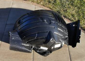 Nadkole lewe przód Mercedes-Benz C Klasa W204