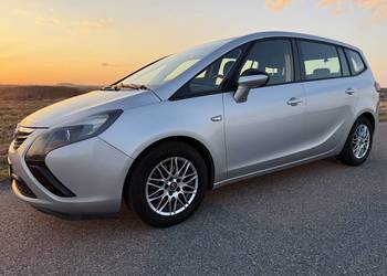 Stan bdb. LPG (3 lata). Drugi kompl. kół. Kamera przód/tył.