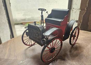 Model samochodu Cabrio 2 osobowe