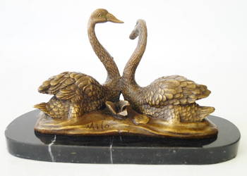 Figura z brązu rzeźba zakochane DWA ŁABĘDZIE