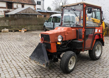 Hakotrac 3500 niemiecki ciągnik komunalny po remoncie