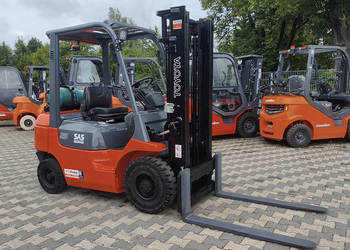 wózek widłowy Toyota 42-7FGF25 LPG 2,5 t duplex 3,3 m