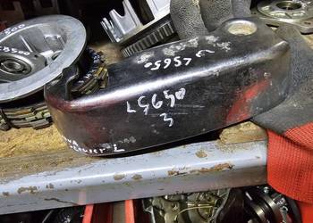 Suzuki LS 650 savage pokrywa dekiel osłona głowicy lewa ls650 osłonka chrom