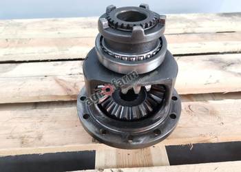 MECHANIZM RÓZNICOWY FWD CNH 8360 5134978
