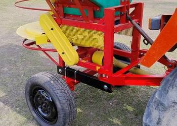 Rozsiewacz wapna /nawozu N021/B 600 Kłos