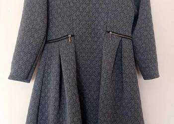 Ciepła sukienka w rozmiarze S