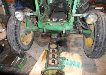 John Deere Lanz 700 części silnika