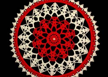 Zawieszka ozdoba szydełkowa na okno 24cm (Z233) Zawieszka ozdoba szydełkowa na okno 24cm (Z233)