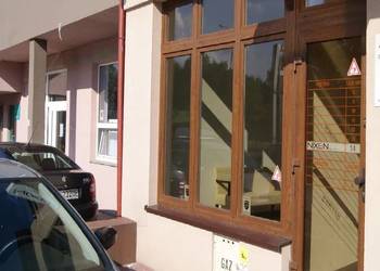 LOKAL  BIUROWO - USŁUGOWY  !!