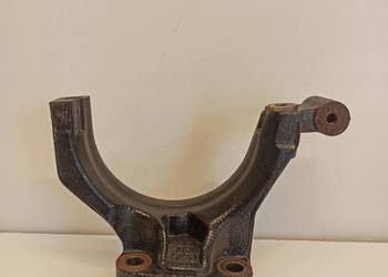 VW TIGUAN II ŁAPA WSPORNIK DPF 04L131425A