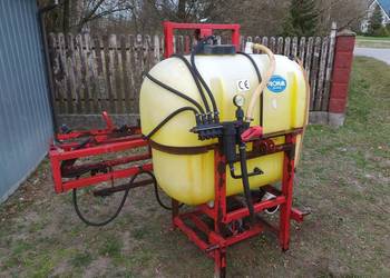 Opryskiwacz 400l na niskiej ramie nowy typ żółta beczka lance 10m Ładny