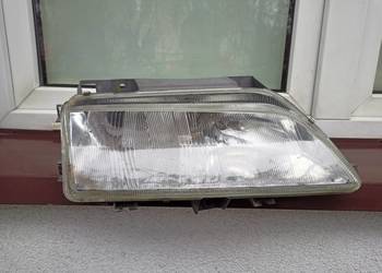 Citroen Xantia lampa przednia prawa reflektor przód pasażera