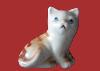 Kot - miniatura - figurka porcelana - 4 x 4 x 2 cm