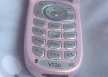 motorola v220 telefon z klapką