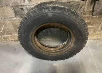 Sprzedam opony 8.25-20 w komplecie z dętką i fartuchem do przyczep d47 d50