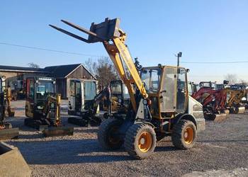 Venieri Ładowarka Venieri kołowa 2003 Rok widły łyżka