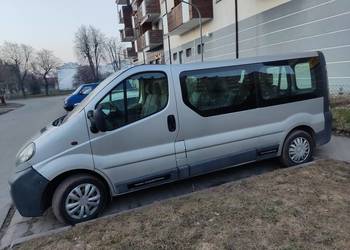 doinwestowany 9 osobowy VIVARO r2005 p1.9d długo opłaty