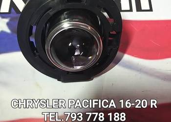 LAMPA HALOGEN CHRYSLER PACIFICA 16-20 R