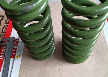 Sprężyna zwrotnicy Zetor