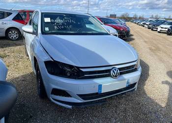VOLKSWAGEN Polo VI 1.0 TSi 95 DSG7 Lounge Business EX459