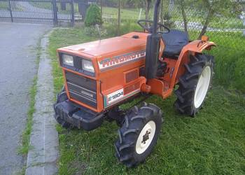 Traktor 4x4 hinomoto e1804 3cylindrowy