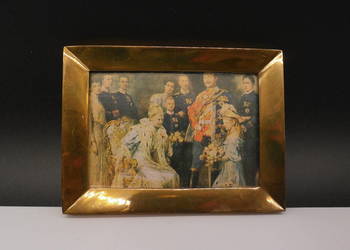 Stara Ramka Mosiężna – Portret Rodziny Cesarskiej (1906 r.)
