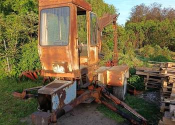 Sprzedam ładowacz unhz 750