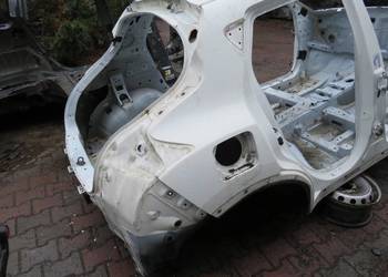 ĆWIARTKA BŁOTNIK PRAWY TYŁ JUKE F15