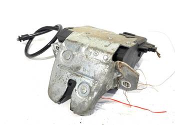 ZAMEK KLAPY TYŁ MERCEDES CL203 Sportowy/Coupe A2037400135 01-11