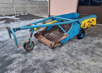 Sprzedam kopaczka do ziemniaków w oryginalnym lakierze