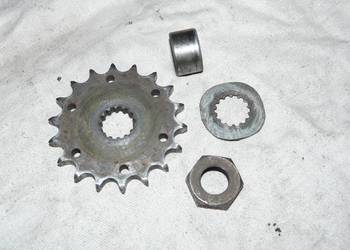 Yamaha DT TDR TZR 125 R Zębatka Nakrętka Tulejka DT125R RE X
